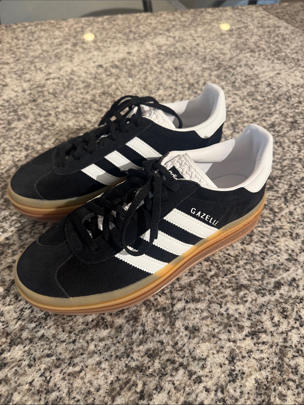 adidas Gazelle Women’s Black platform Gazelle shoes- size 9 - Picture 2 of 9